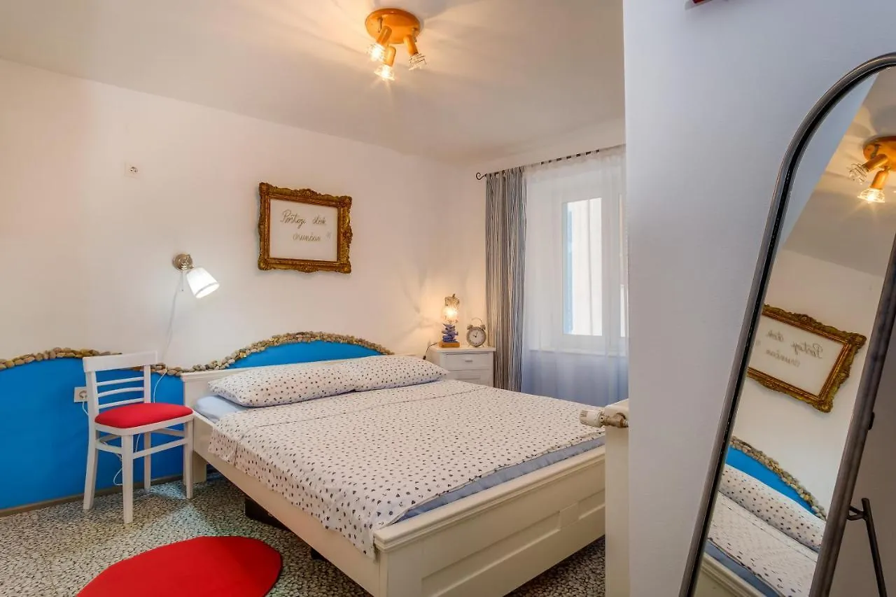 Apartments Kastel Veli Lošinj