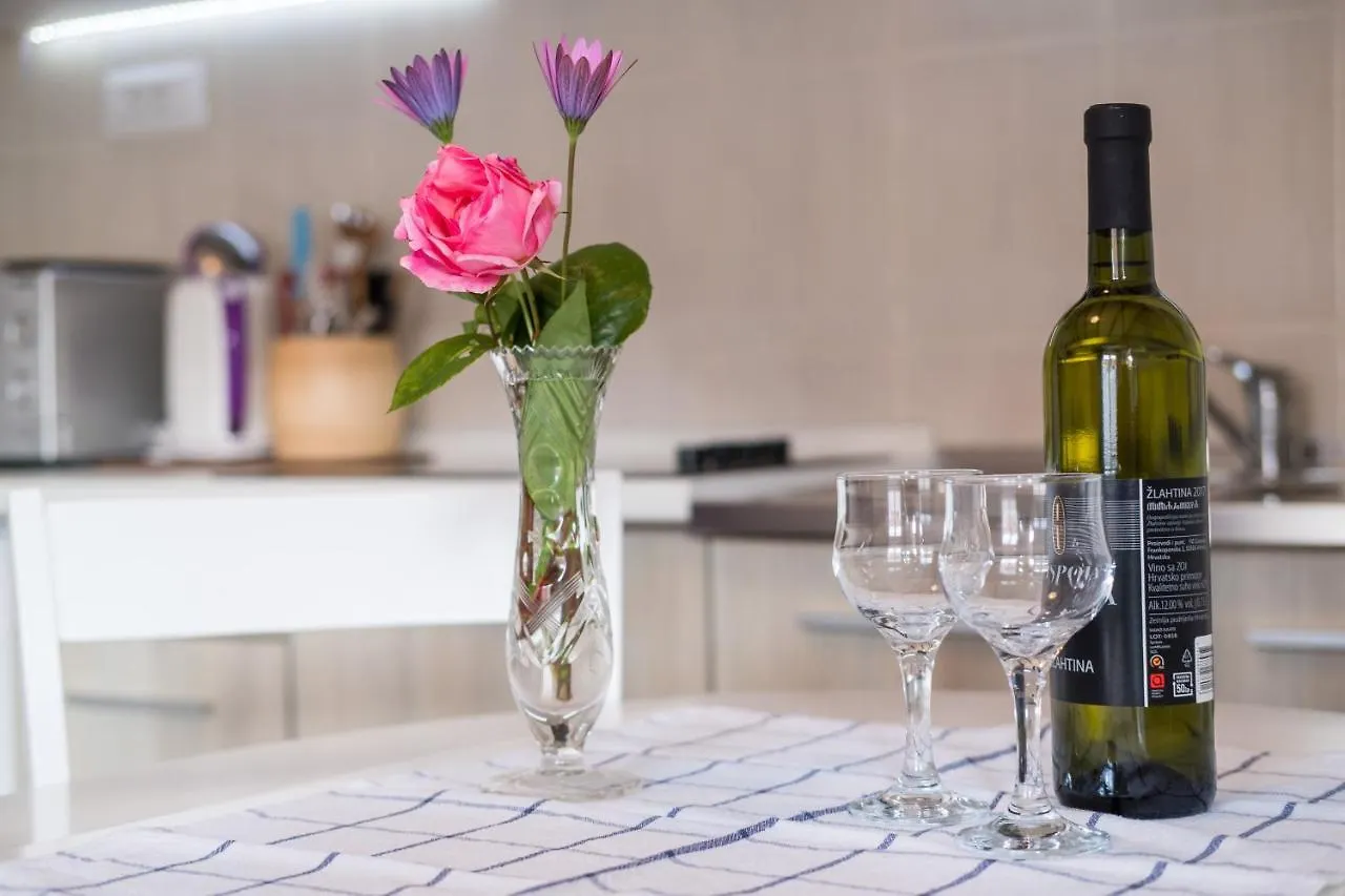 Apartments Kastel Veli Losinj 0*,