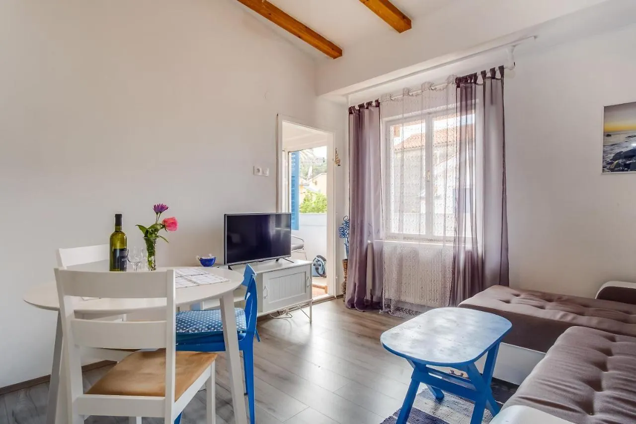 Apartments Kastel Veli Lošinj